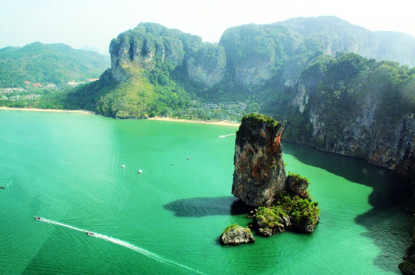 Complete Vietnam Golf Package Tours