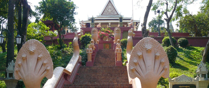 Phnompenh City Tour 1 Day By Tuk Tuk (No Killing Field)